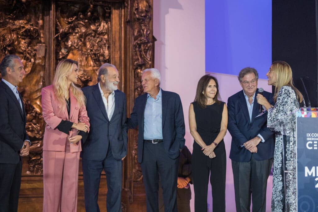 Homenaje a Carlos Slim 