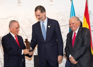 Entrega del galardón a Alejandro Bulgheroni en La Antigua