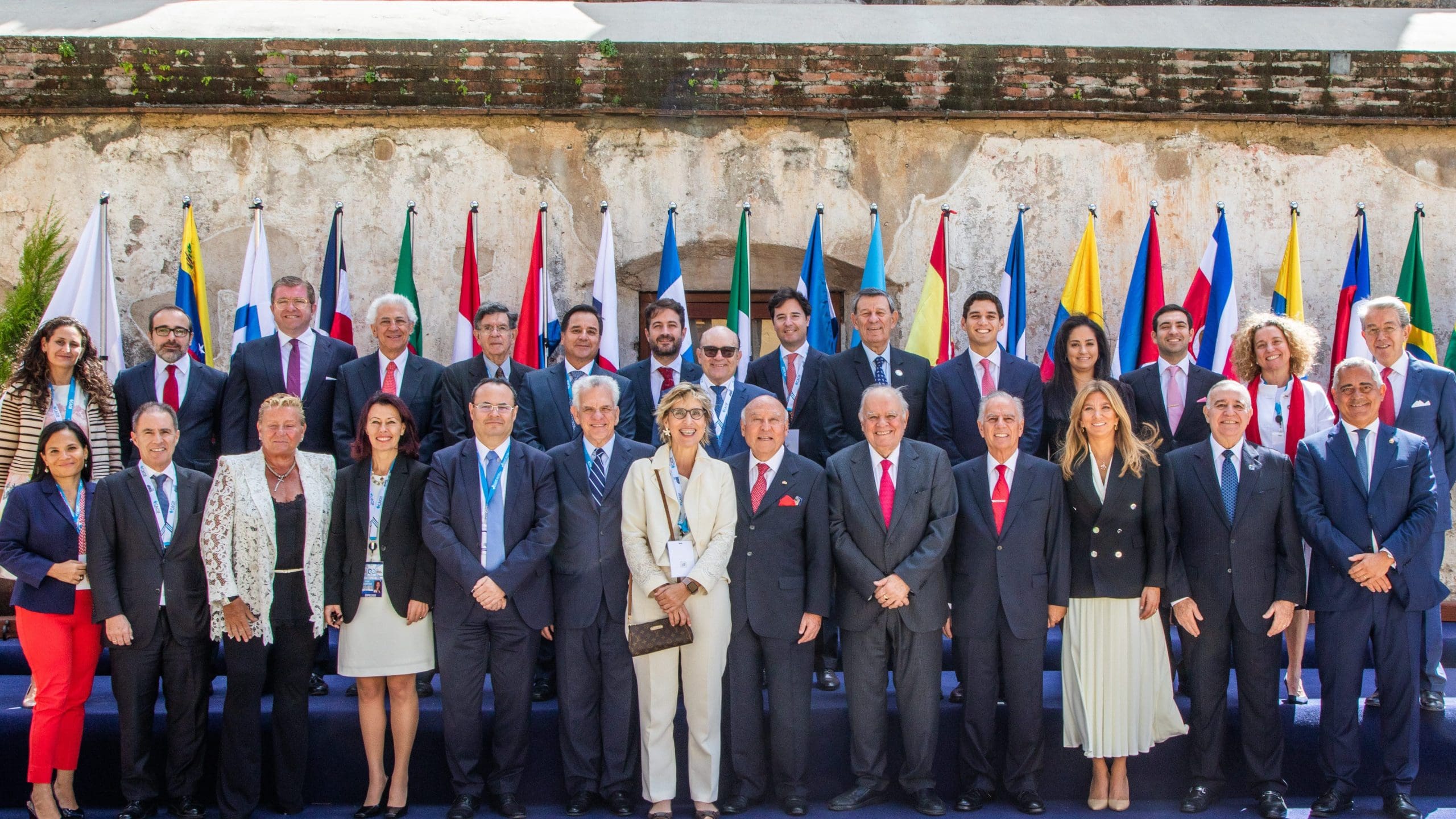 Asistentes a la entrega del V Premio Enrique V. Iglesias en La Antigua