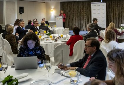 La ministra de Economía y Empresa, Nadia Calviño repasa la actualidad de la economía española en el ‘Ciclo Electoral de Políticas Económicas’ de CEAPI
