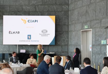 Julissa Reynoso destaca que “Estados Unidos y España tienen un interés compartido en promover el desarrollo en Iberoamérica” en un encuentro de CEAPI