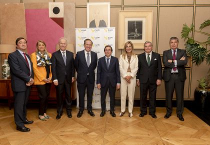 El alcalde de Madrid afirma que el Ayuntamiento “hará todo lo que pueda por bajar los impuestos de la ciudad” ante empresarios socios de CEAPI