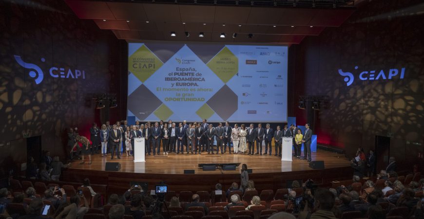 Iberoamérica apuesta por la conexión con Europa y la igualdad social y económica