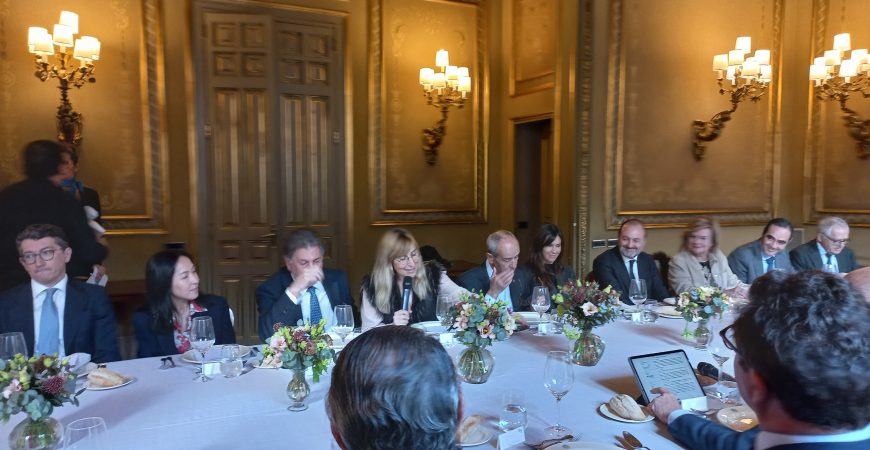 CEAPI organiza un encuentro con el presidente de Banco Sabadell y se centra en las oportunidades de inversión entre España y Latinoamérica
