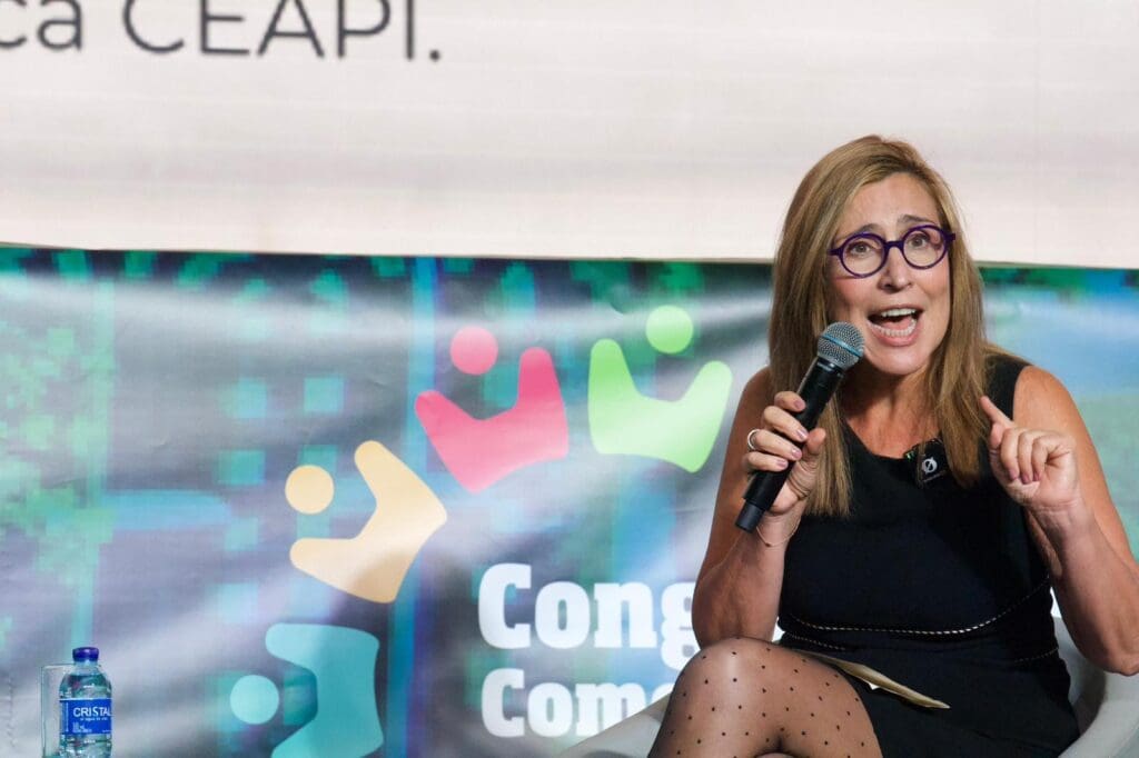 Núria Vilanova participa en el Congreso Nacional de Comerciantes Empresarios de Fenalco en Medellín