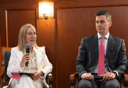 El presidente de Paraguay, Santiago Peña, apuesta por la estabilidad, la libertad y la inversión para impulsar el crecimiento de Paraguay