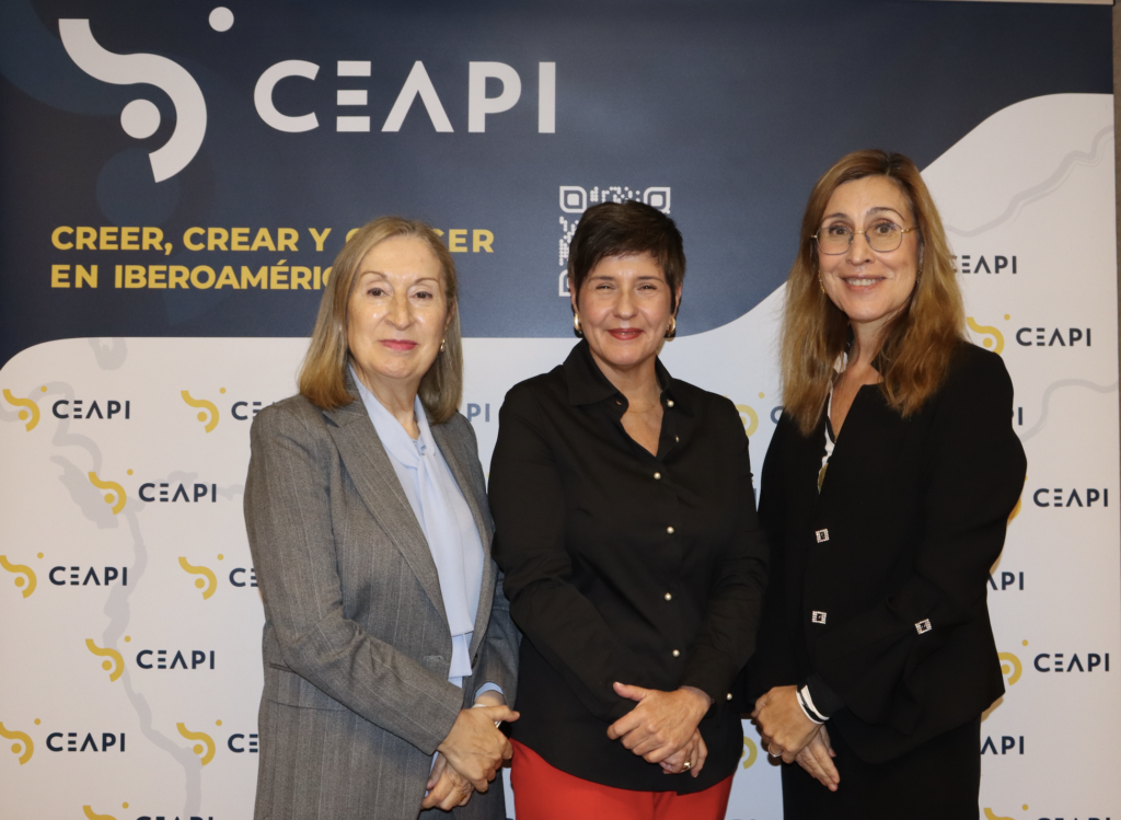 España aliada global de la inversión mundial en Latinoamérica, según un estudio de CEAPI